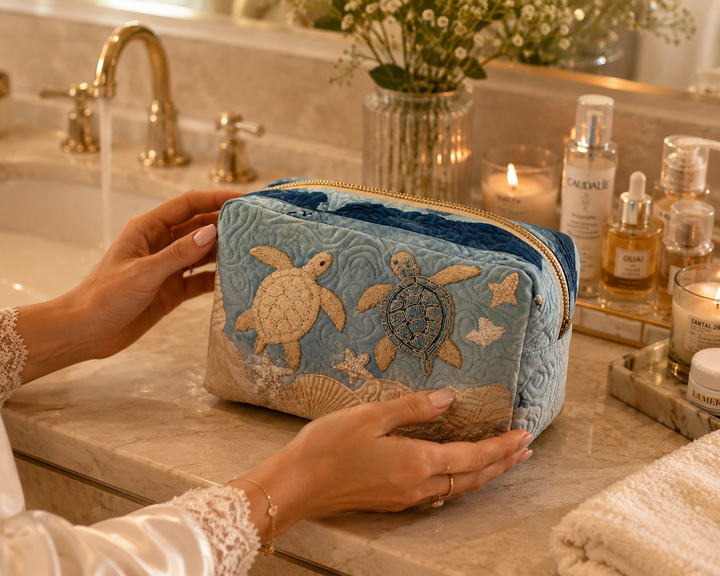 Sandy Shell Quilted Makeup Bag NCU0PT9268