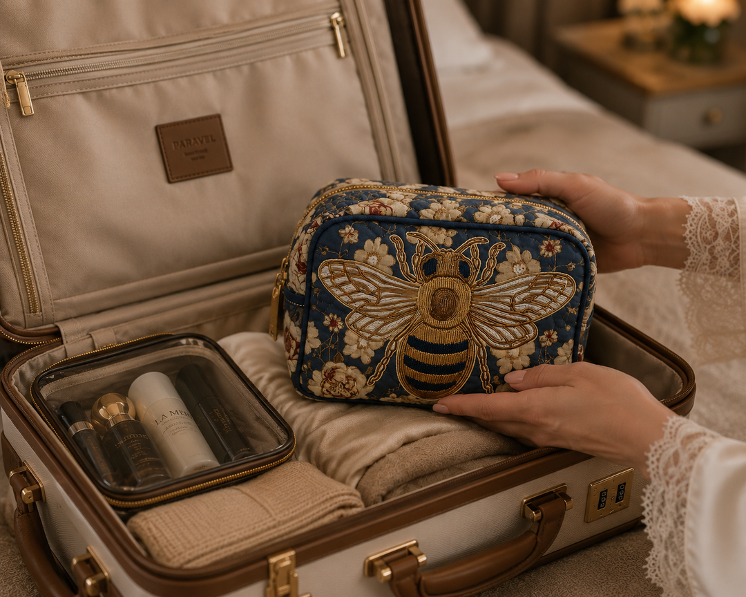 Bee Charm Quilted Makeup Bag NCU0DK10418