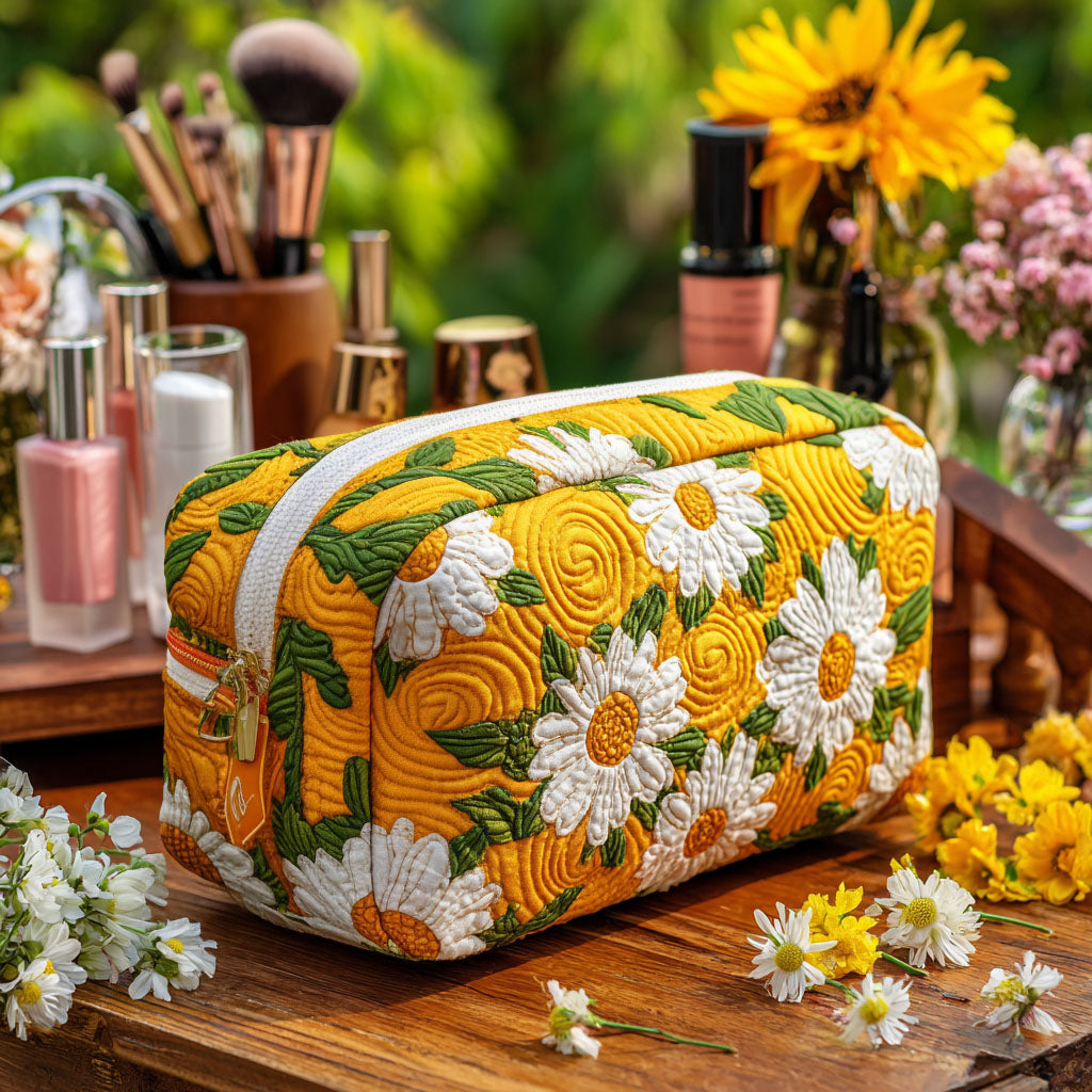 Allison - Quilted Toiletry Bag - Refined Daisies
