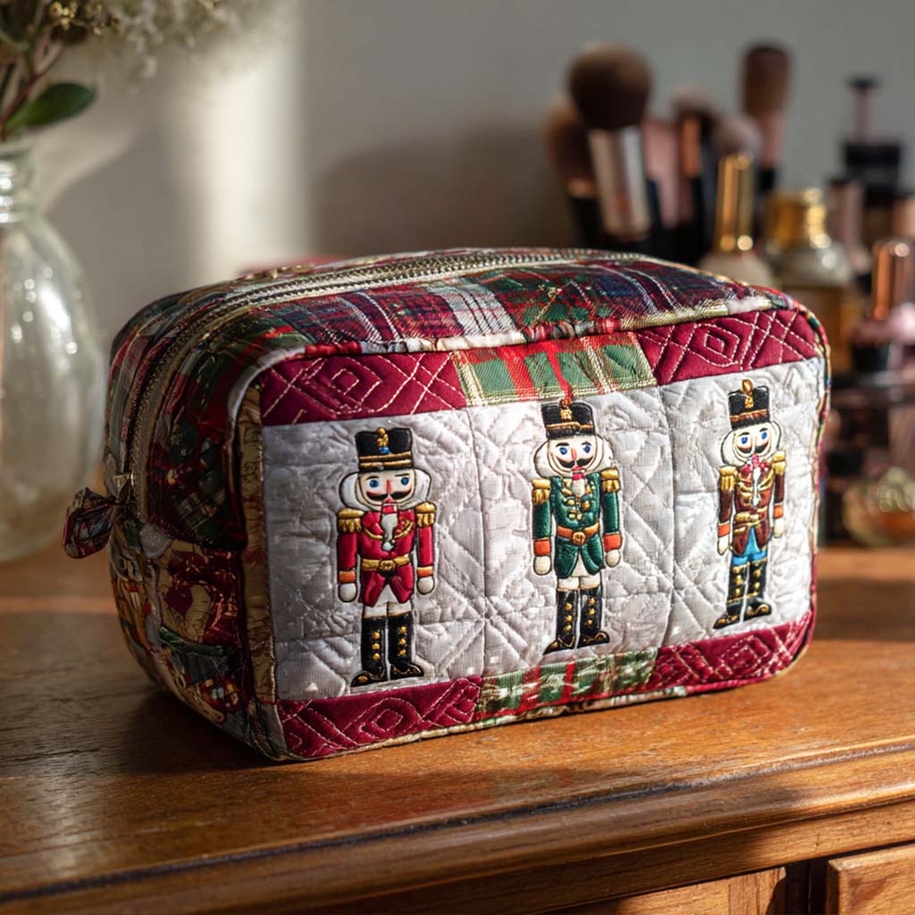 Claire - Quilted Toiletry Bag - Cheerful Nutcracker