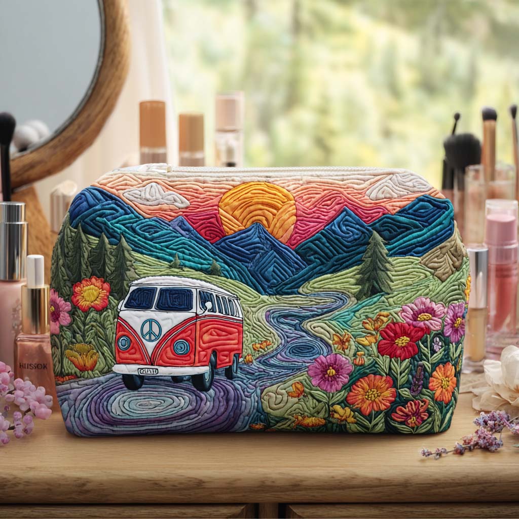 Colleen - Quilted Toiletry Bag - Open Horizon