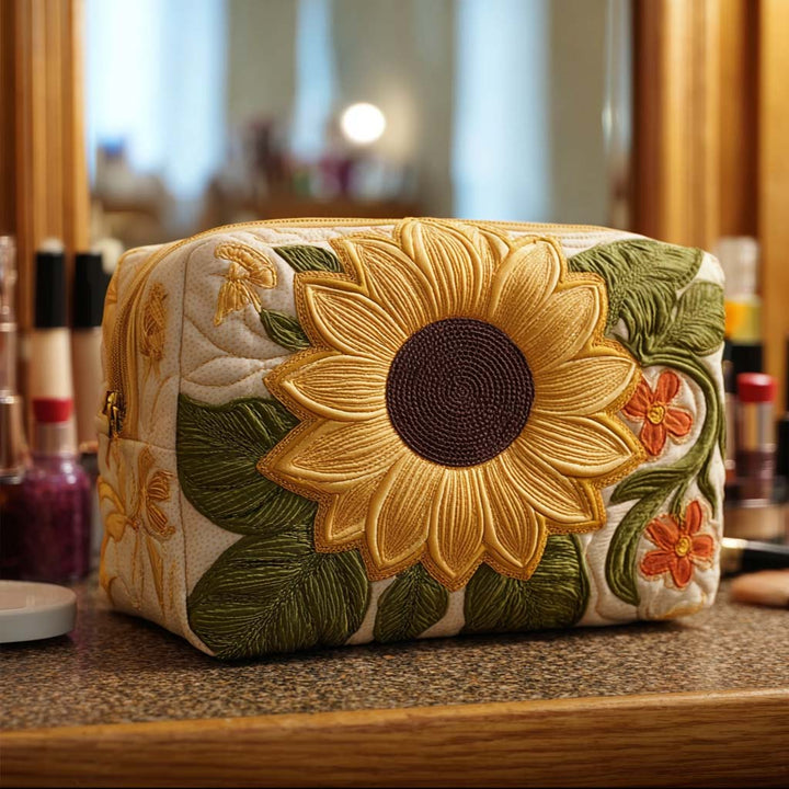 Marisol - Quilted Toiletry Bag - Embroidered Floral Pattern