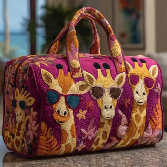 Quilted Travel Bag - Giraffes in Sunglasses
